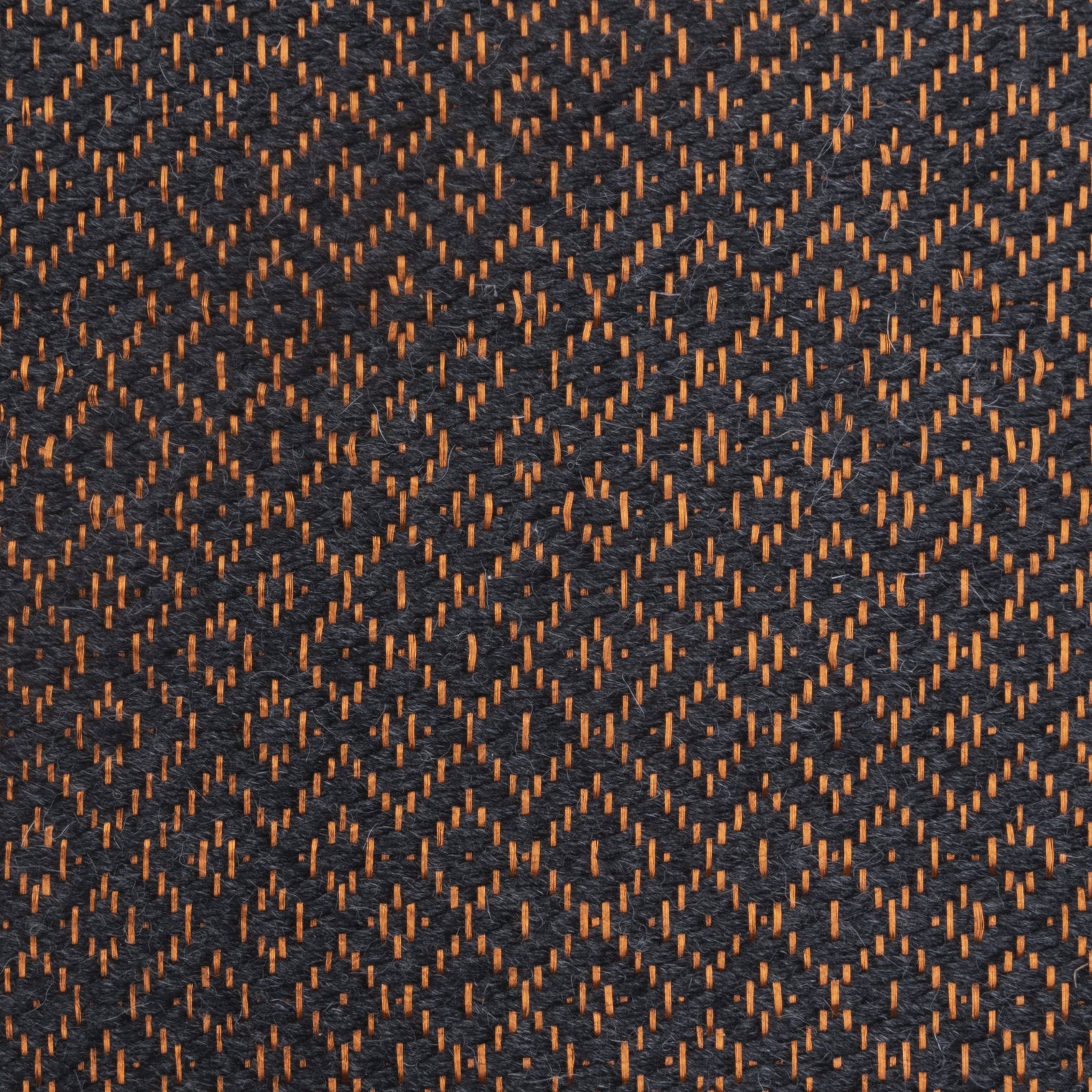 SUSU WEAVE RUG IN COPPER AND BLACK ALPACA