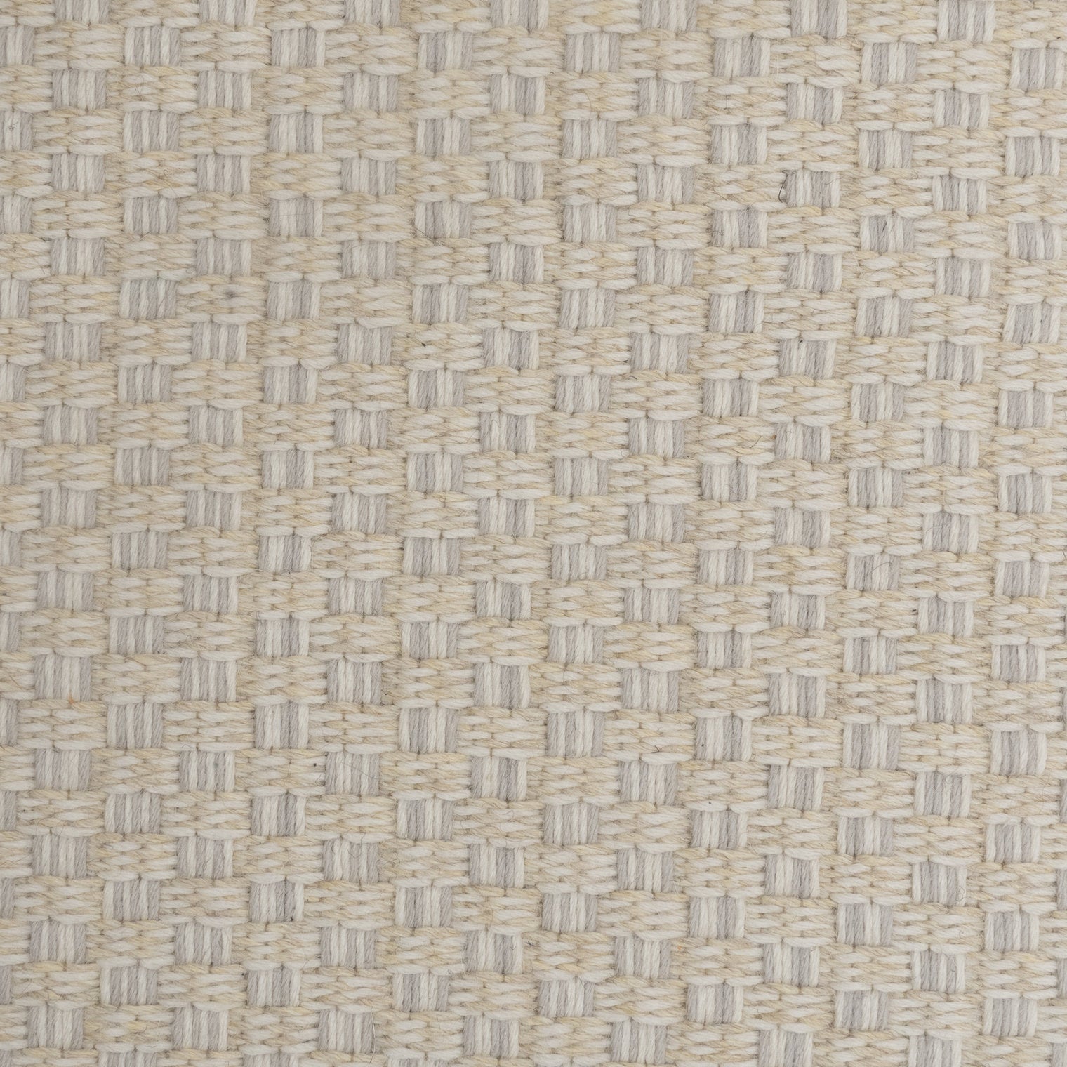 KANASPI WEAVE RUG IN BONE AND WHITE ALPACA