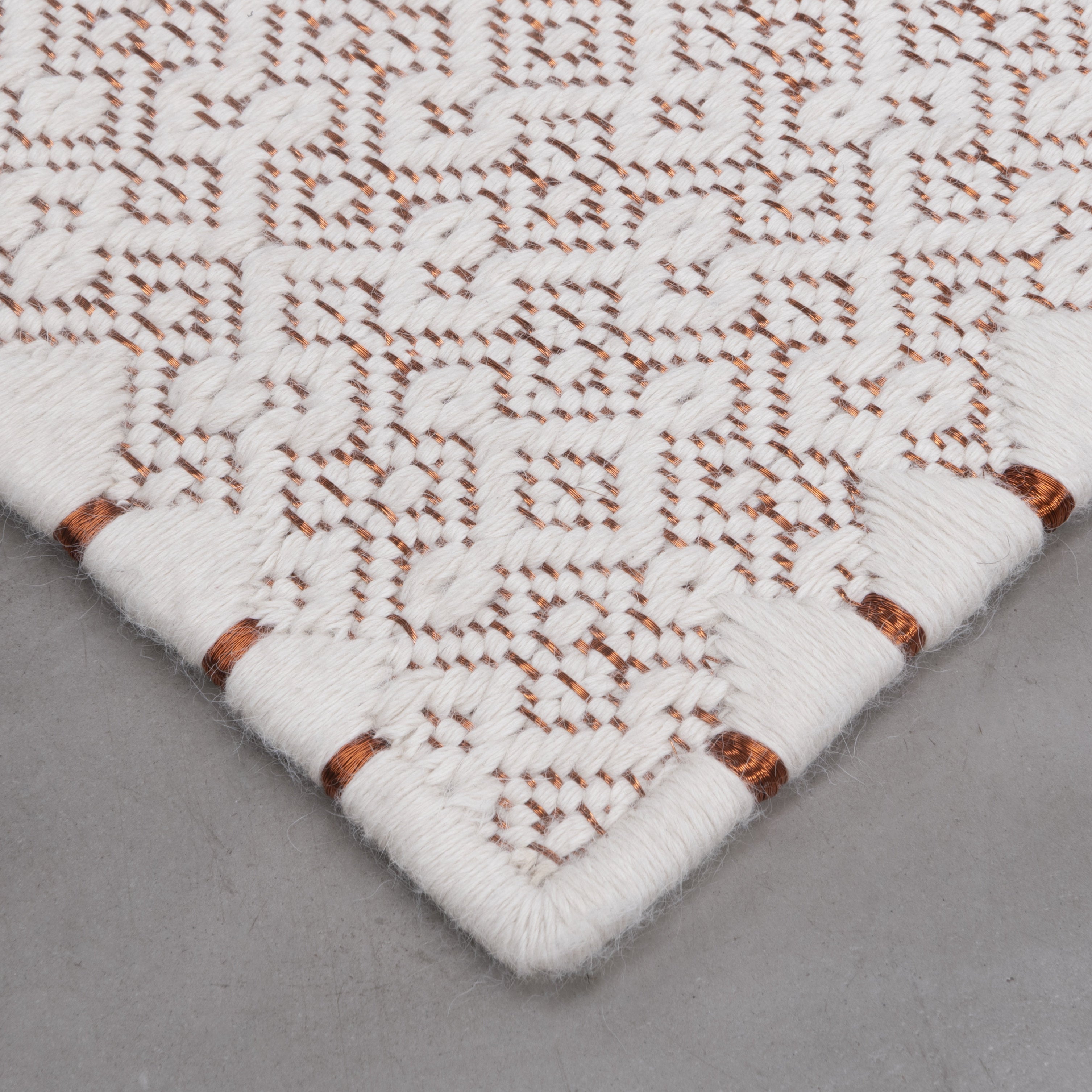 CASABLANCA WEAVE RUG IN COPPER WITH WHITE ALPACA