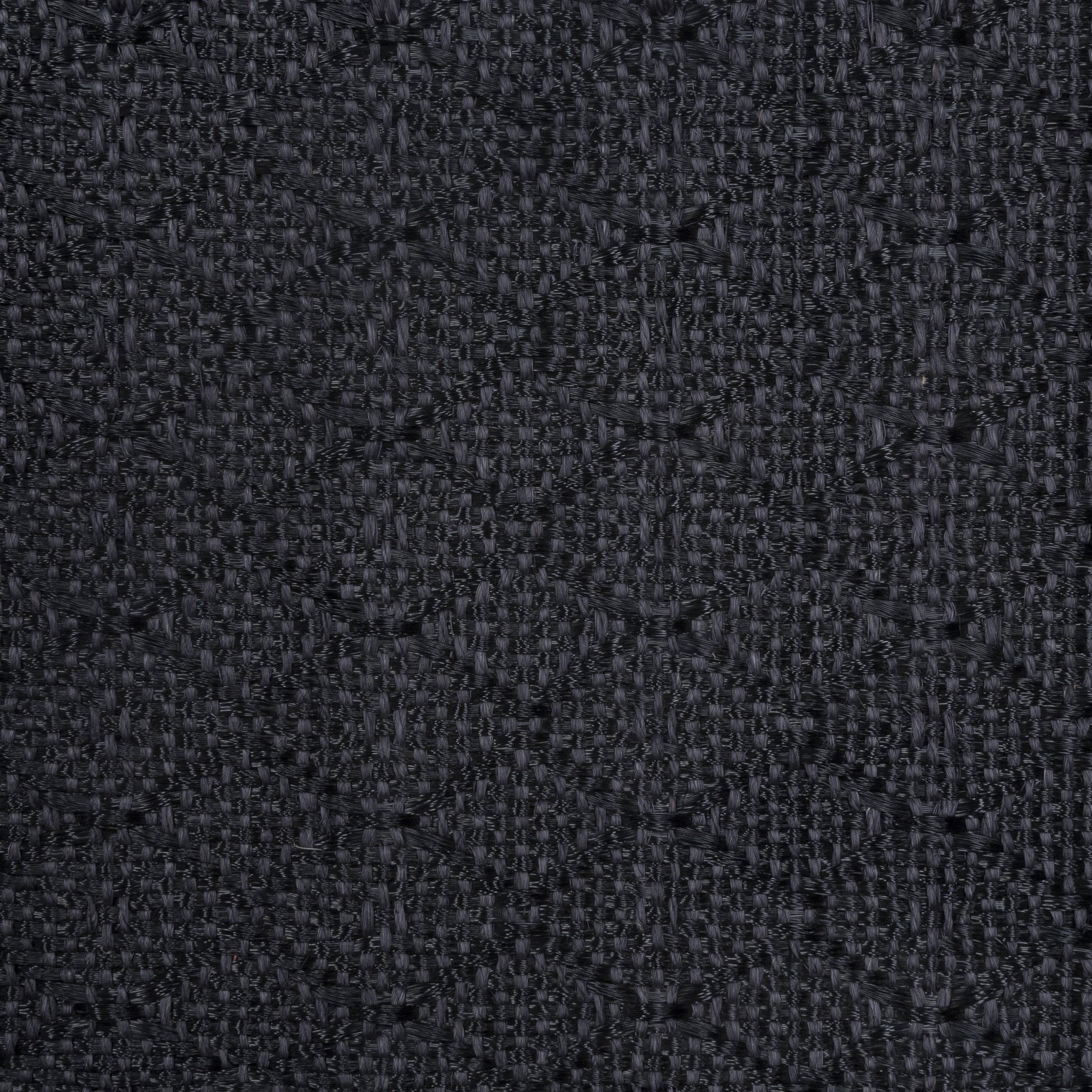 ALUNA WEAVE RUG IN BLACK FIQUE FIBER WITH BLACK ACRYLIC