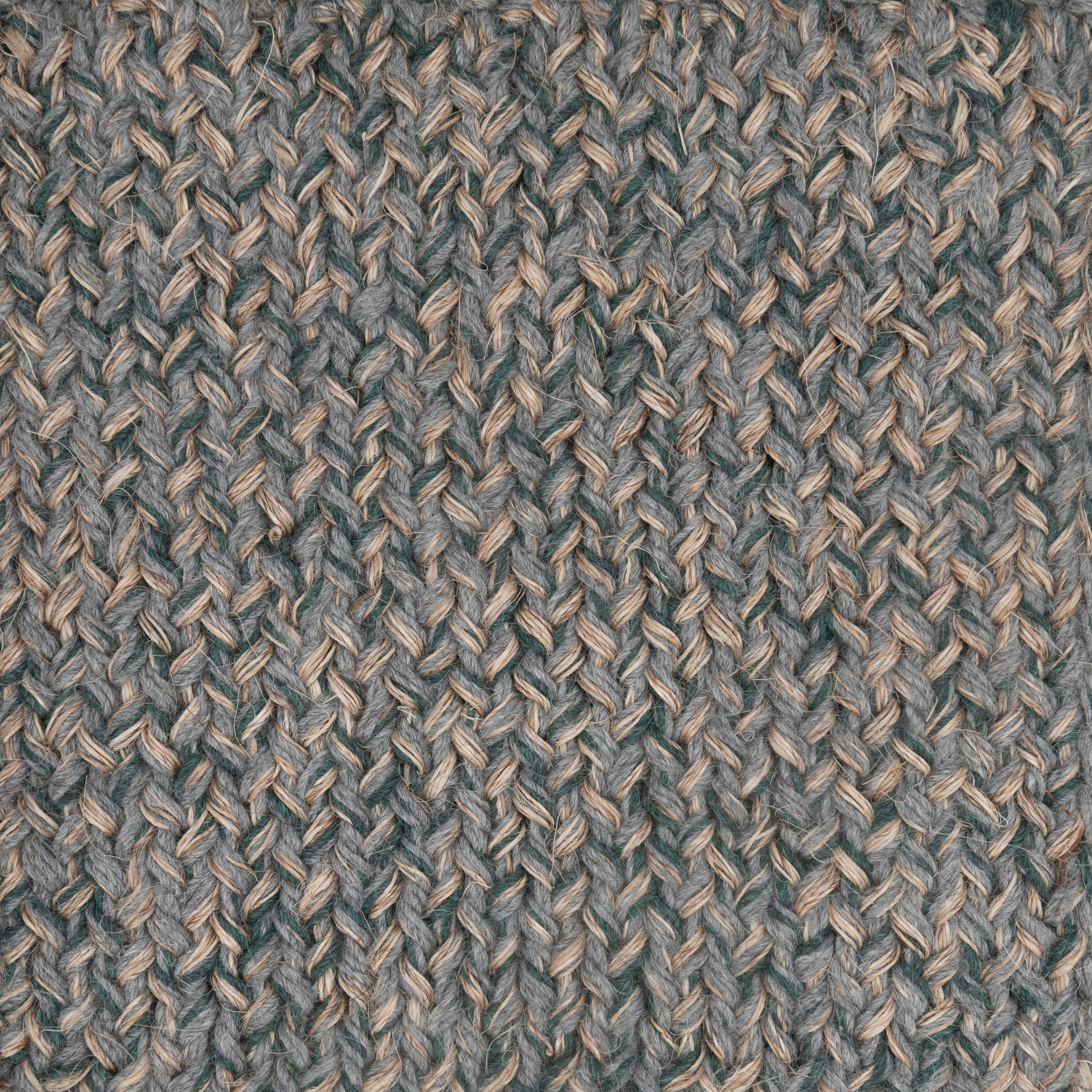 LUMA WEAVE RUG IN NATURAL FIQUE FIBER WITH PINE AND GRAY ALPACA