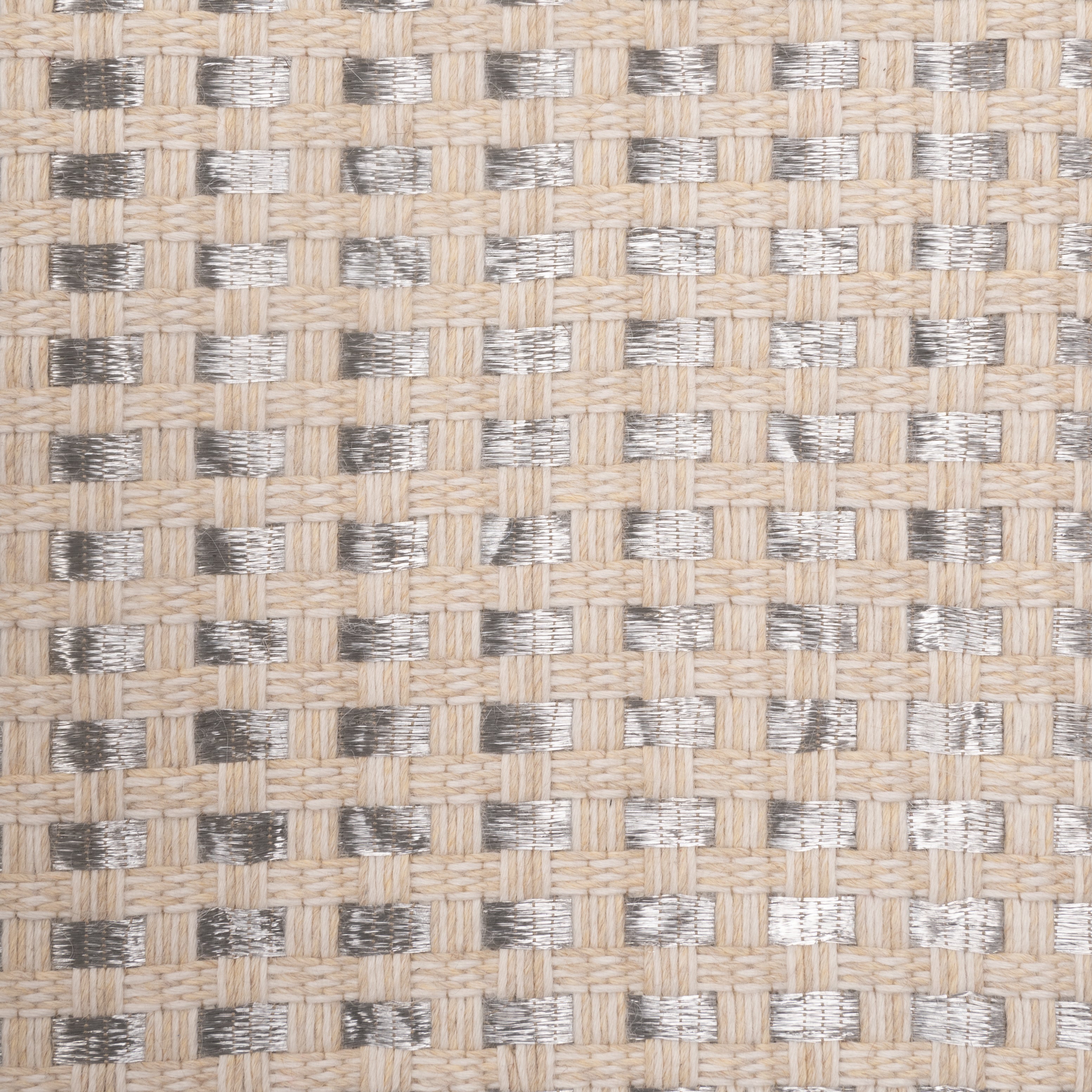 KANASPI WEAVE RUG IN NATURAL AND WHITE ALPACA WITH STAINLESS STEEL