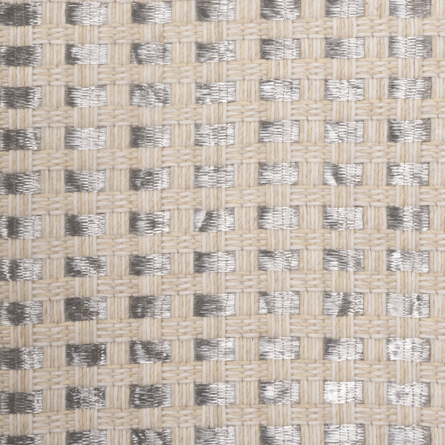 KANASPI WEAVE RUG IN NATURAL AND WHITE ALPACA WITH STAINLESS STEEL
