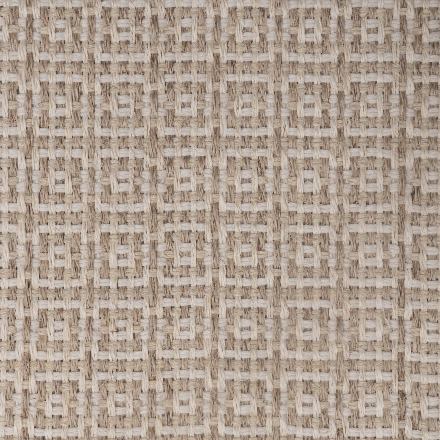 CUADROS WEAVE RUG IN NATURAL AND WHITE FIQUE FIBER