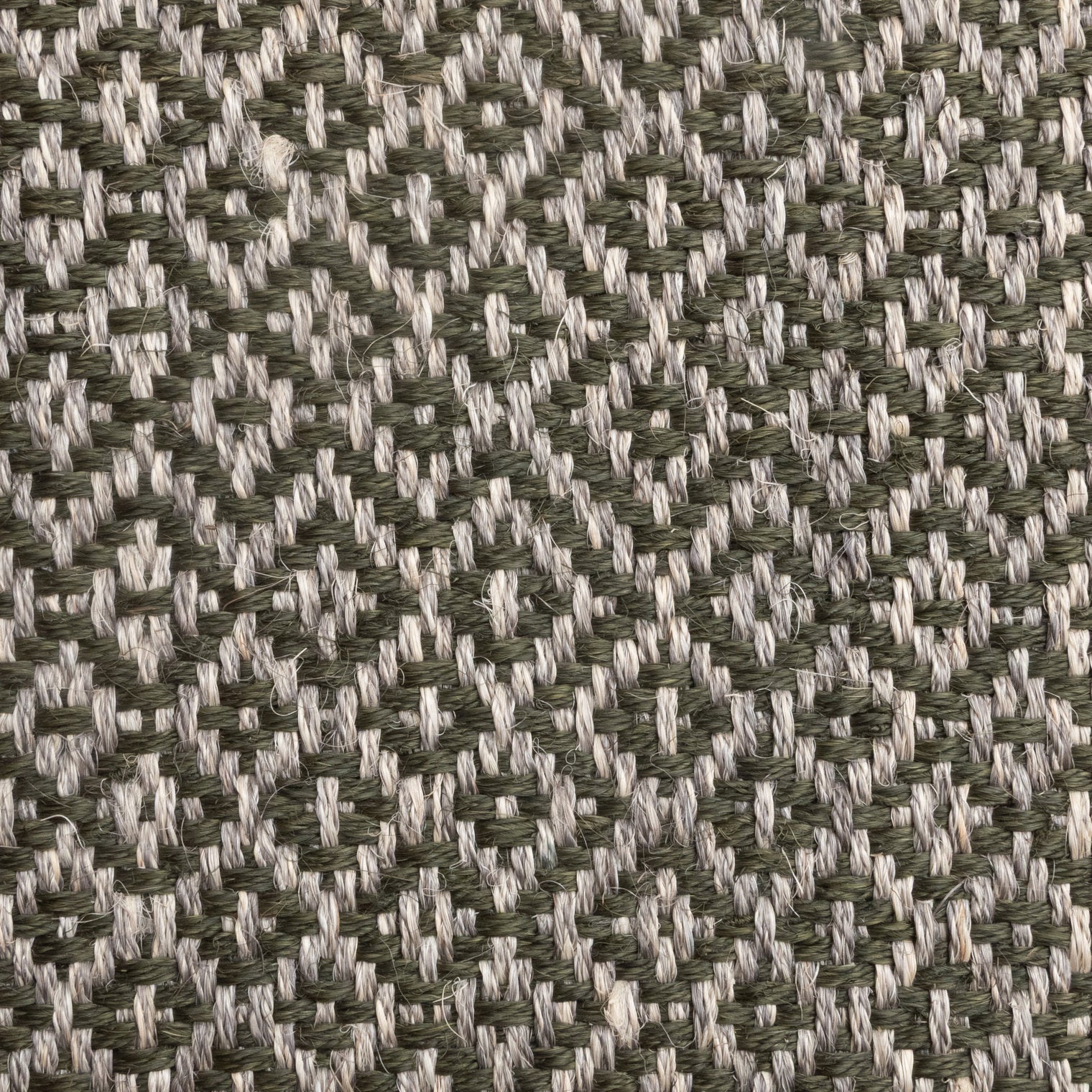 SUSU WEAVE RUG IN WHITE-GRAY FIQUE FIBER AND OLIVE GREEN FIQUE FIBER