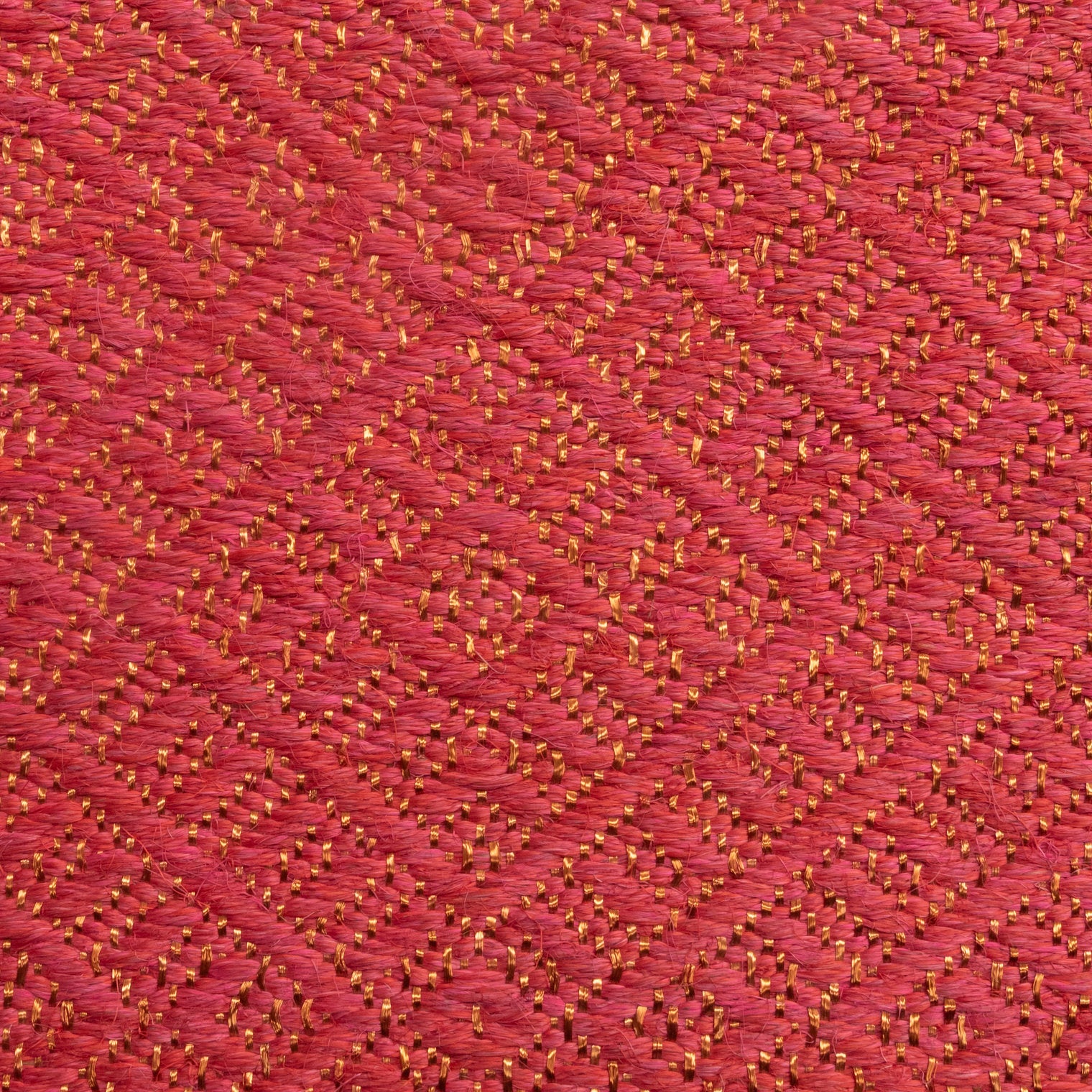 DAU WEAVE RUG IN COPPER AND FUSCHIA-RED FIQUE FIBER