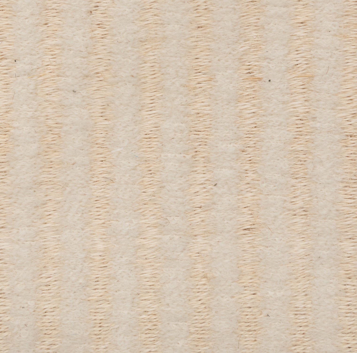 STRIPES WEAVE RUG IN WHITE FIQUE AND BOUCLÉ ALPACA