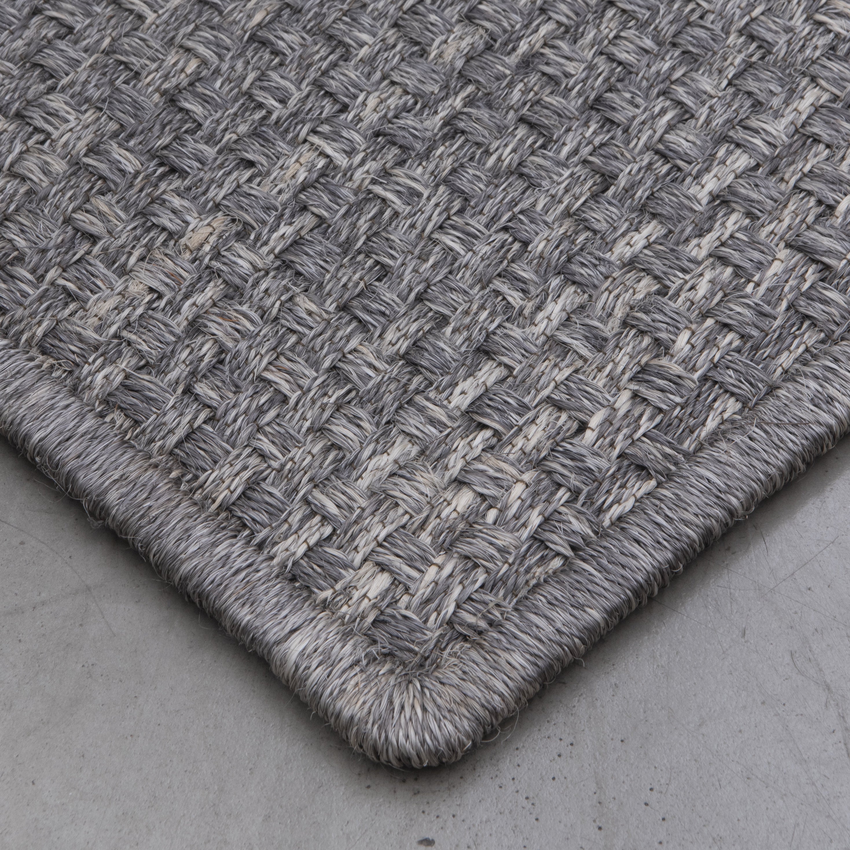 KANASPI WEAVE RUG IN WHITE-GRAY FIQUE FIBER
