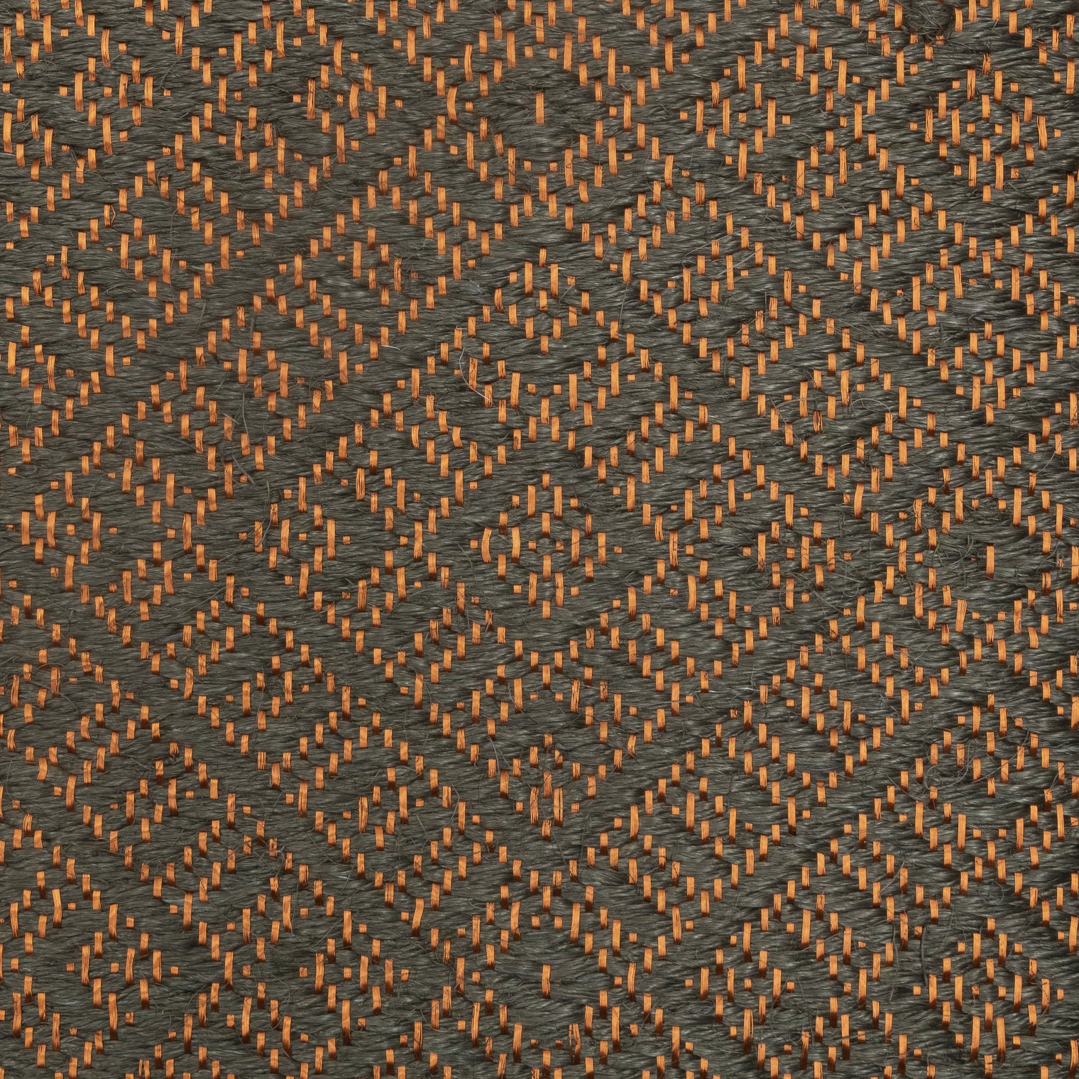 DAÚ WEAVE RUG IN COPPER AND OLIVE GREEN FIQUE FIBER