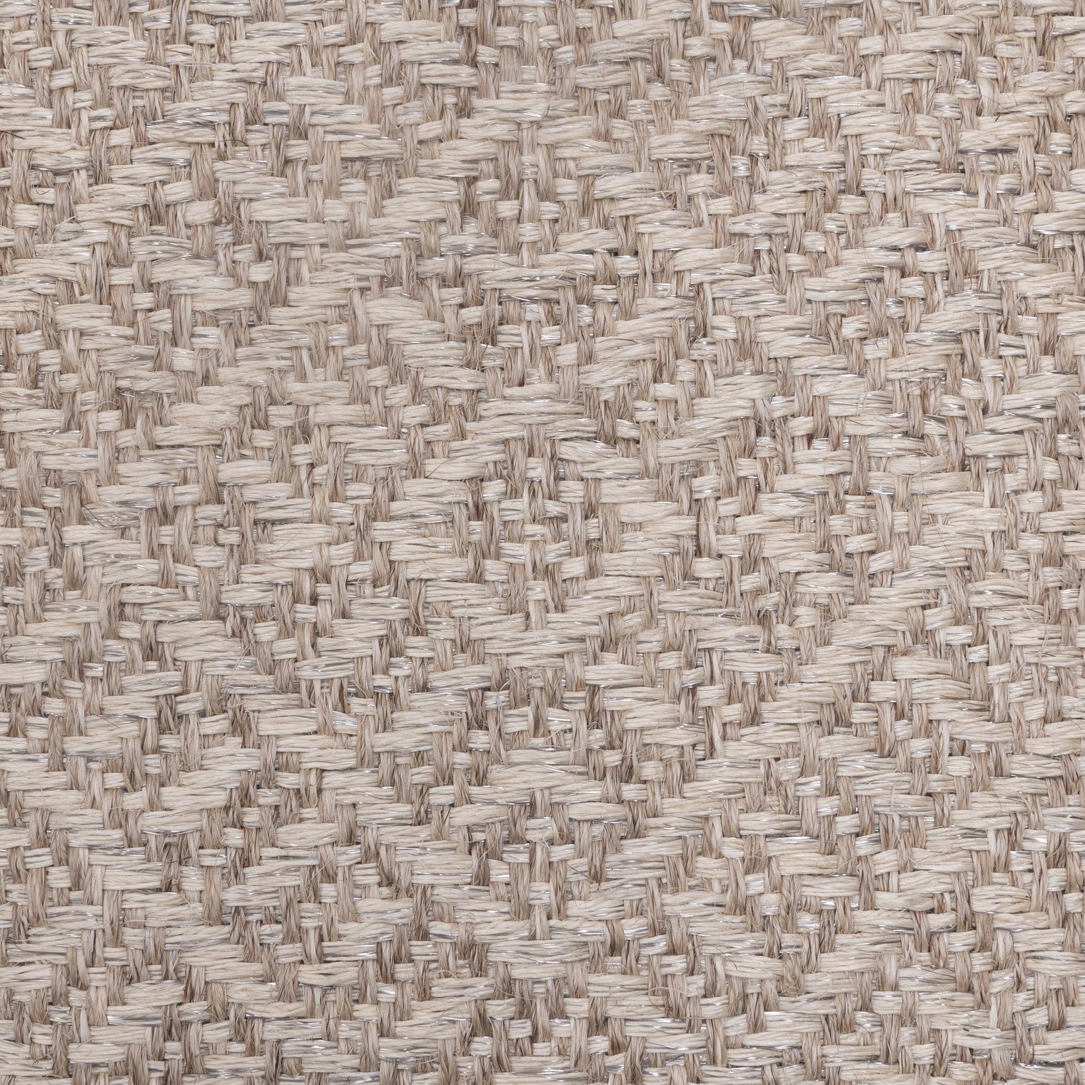 DAÚ WEAVE RUG IN NATURAL FIQUE FIBER AND WITHE FIQUE FIBER WITH STAINLESS STEEL