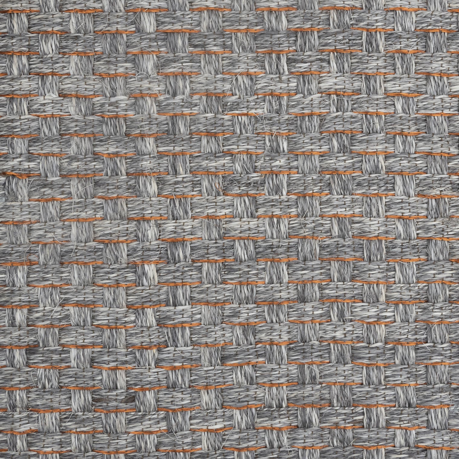 KANASPI WEAVE RUG IN WHITE-GRAY FIQUE FIBER AND COPPER