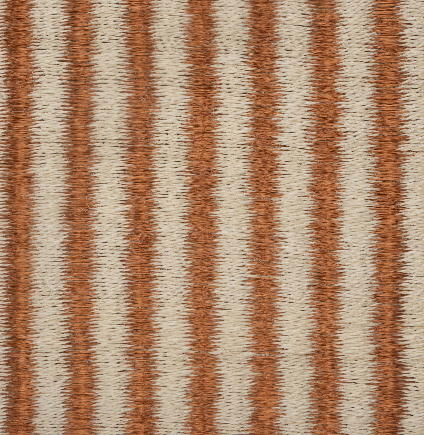 STRIPES WEAVE RUG IN WHITE FIQUE FIBER AND COPPER