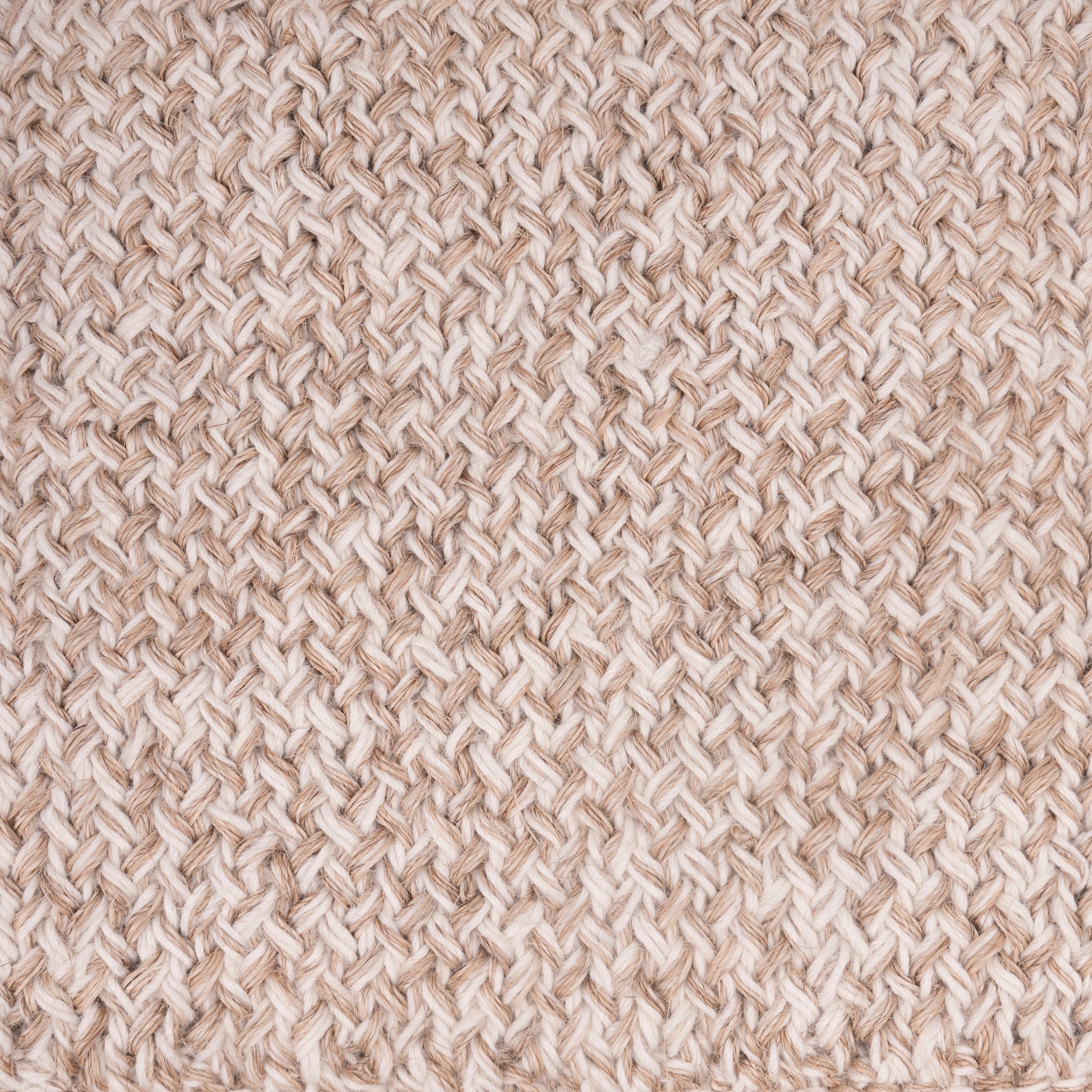 LUMA WEAVE RUG IN WHITE ALPACA AND NATURAL  FIQUE FIBER