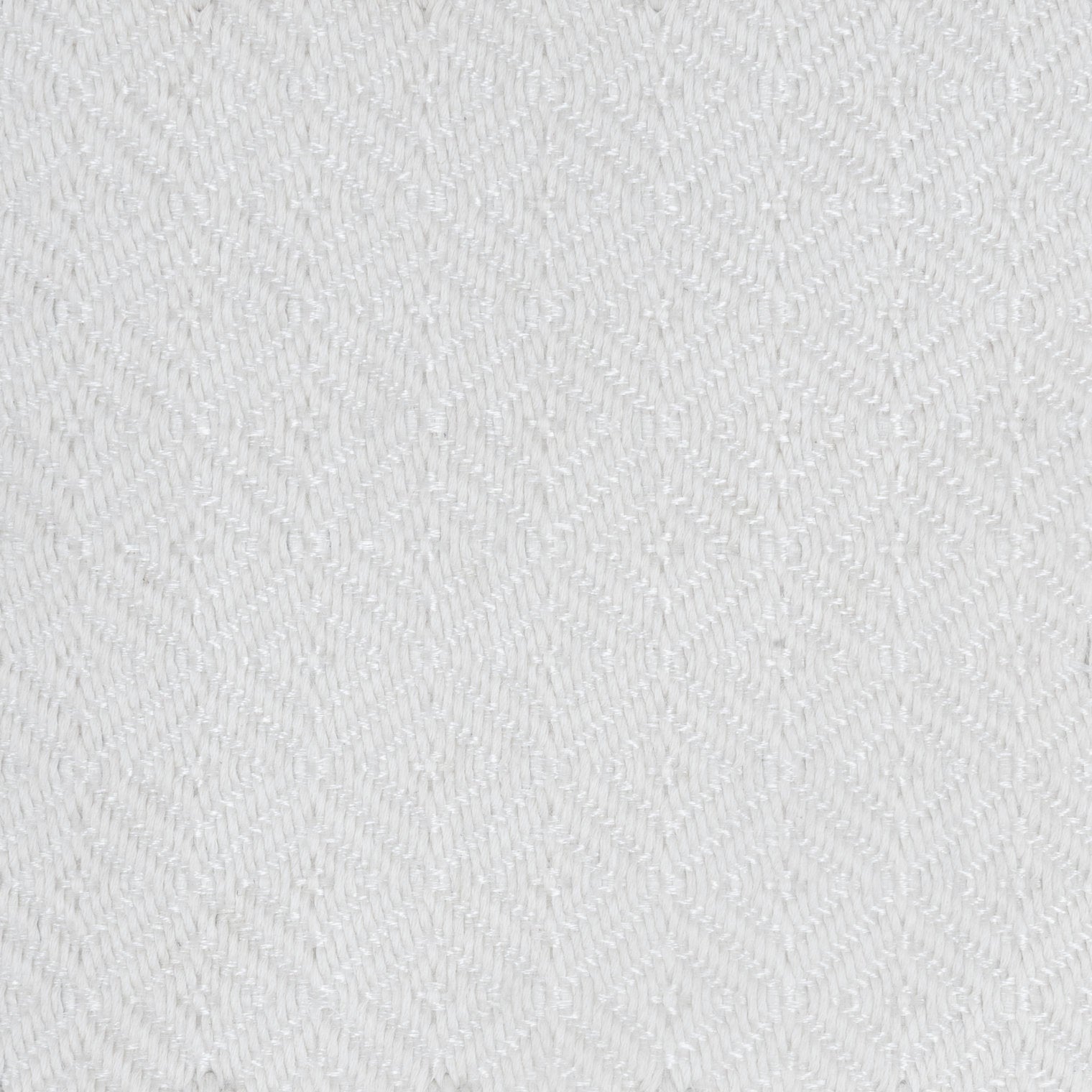 MEDIUM RHOMBUS WEAVE RUG IN WHITE ALPACA WITH TRANSPARENT ACRYLIC