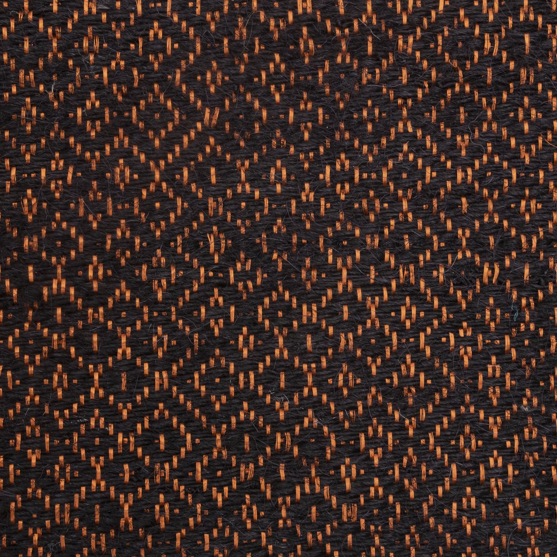 SUSU WEAVE RUG IN COPPER AND BLACK HORSEHAIR
