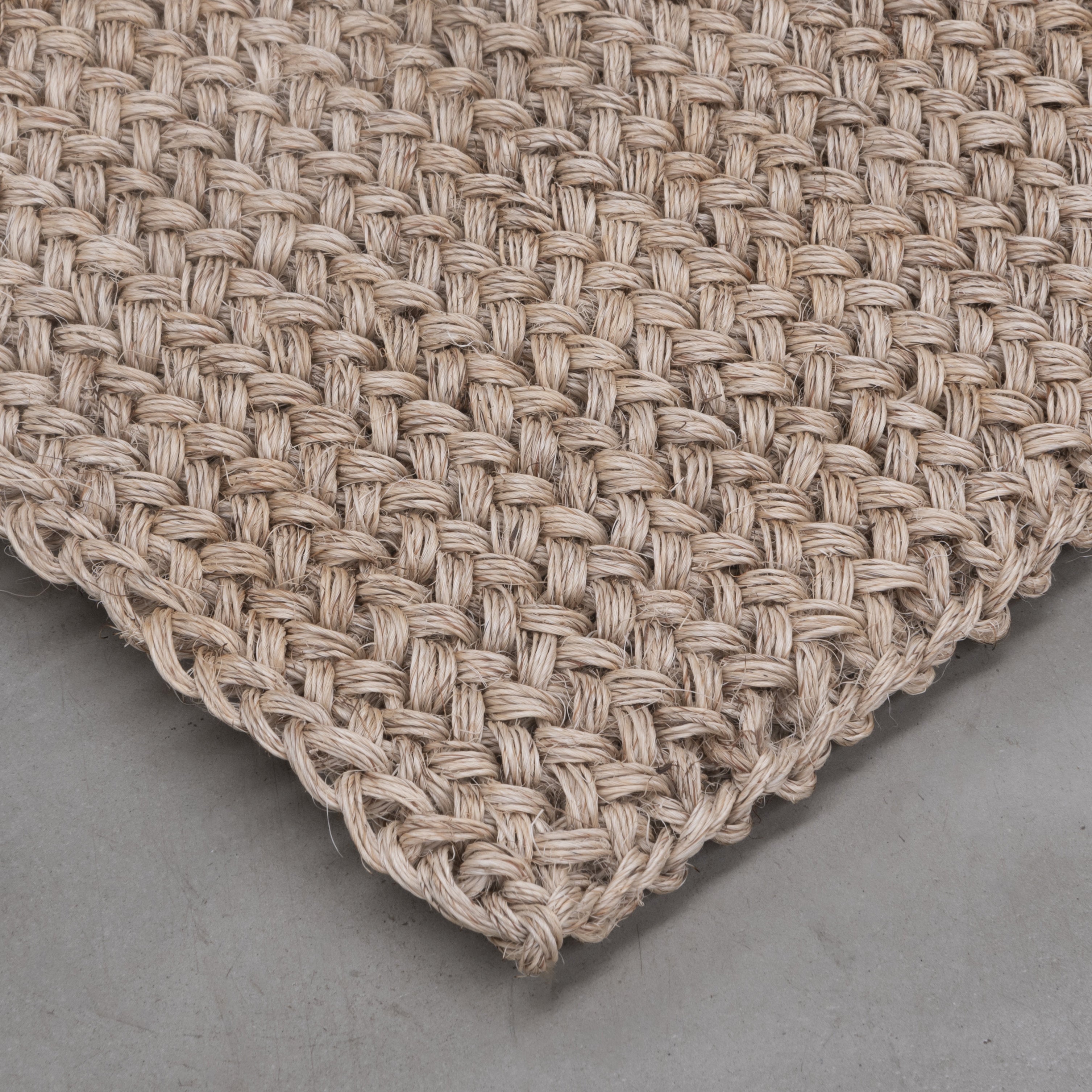 LUMA WEAVE RUG IN NATURAL FIQUE FIBER