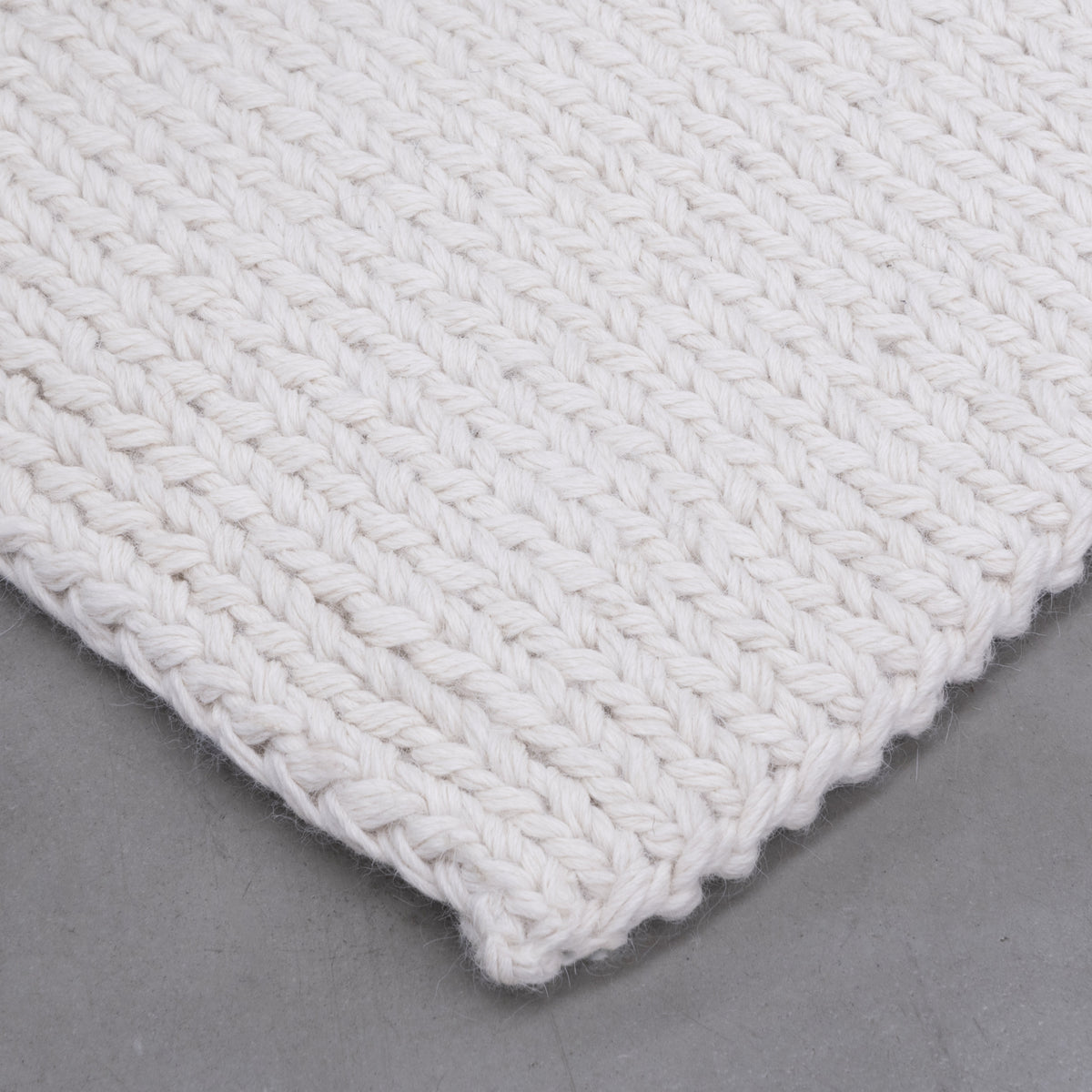 LUMA WEAVE RUG IN WHITE ALPACA