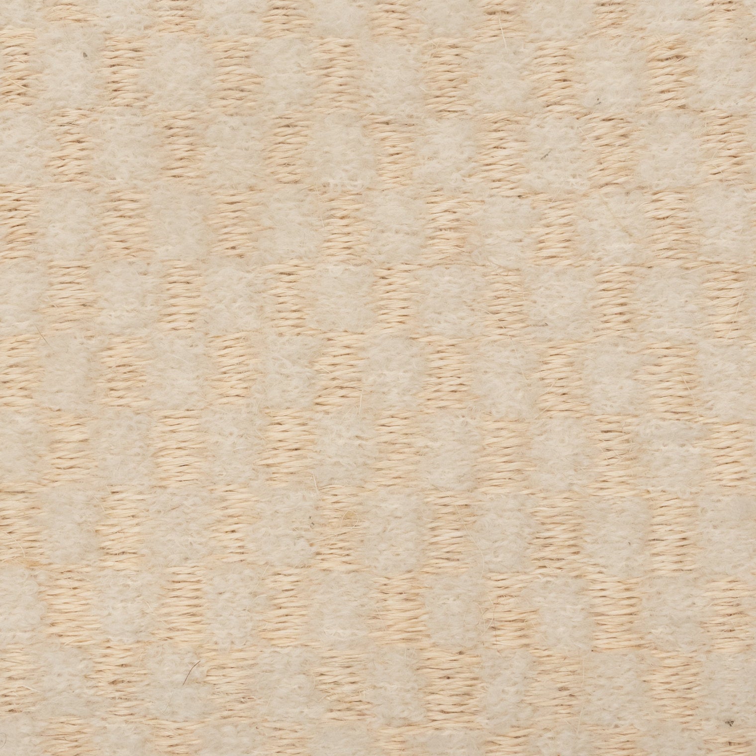 CHESS WEAVE RUG IN WHITE FIQUE AND BOUCLÉ ALPACA