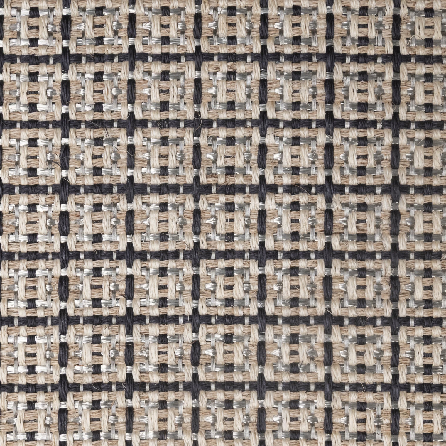 CUADROS WEAVE RUG IN BLACK, WHITE AND NATURAL FIQUE FIBER WITH STAINLESS STEEL