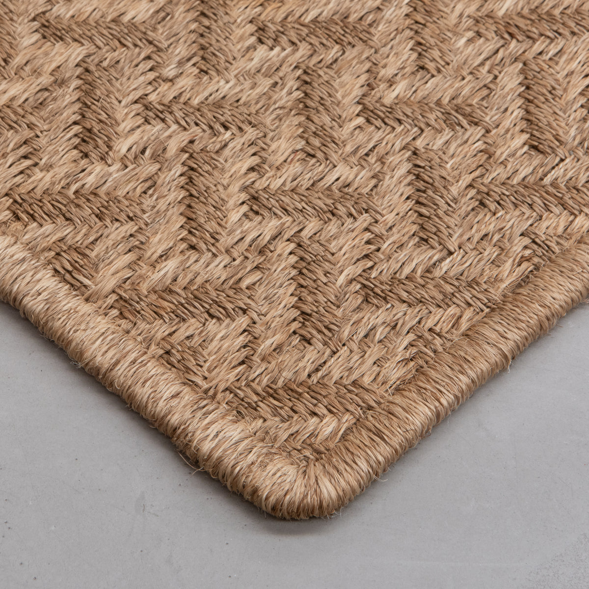 OTOÑO WEAVE RUG IN NATURAL FIQUE FIBER