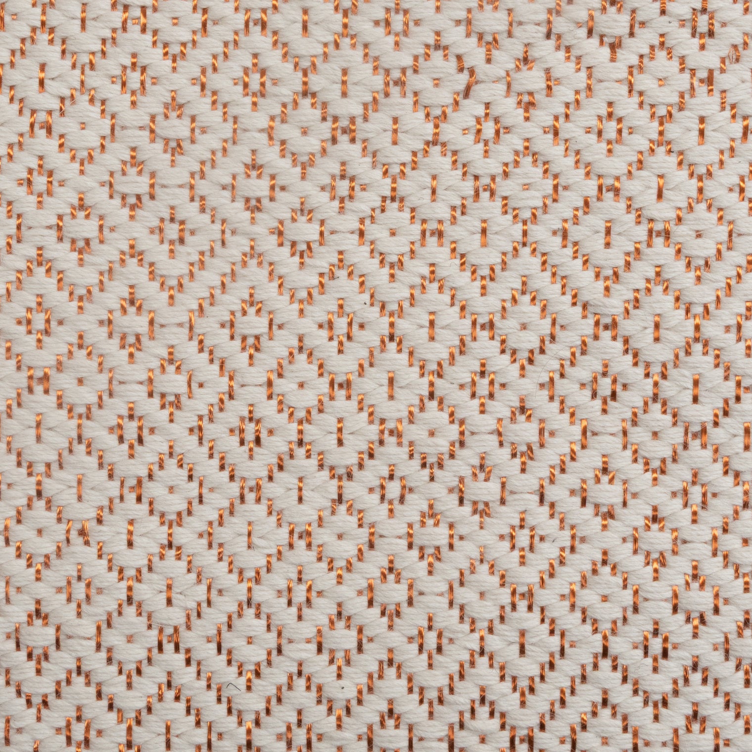 SUSU WEAVE RUG IN WHITE ALPACA AND COPPER