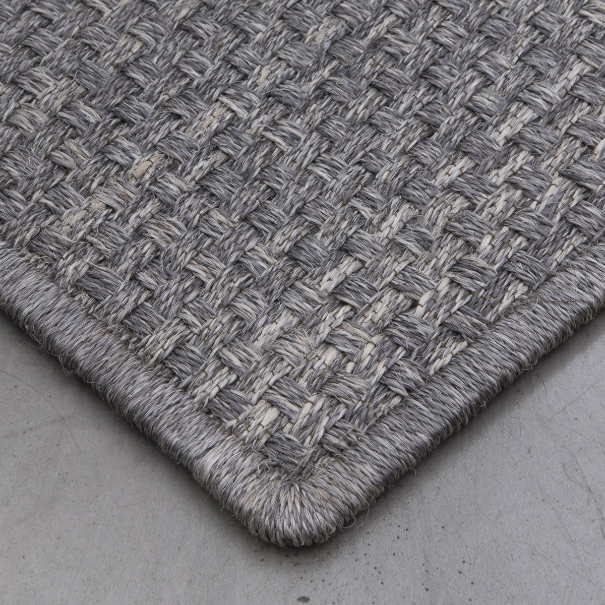 KANASPI WEAVE RUG IN WHITE-GRAY FIQUE FIBER