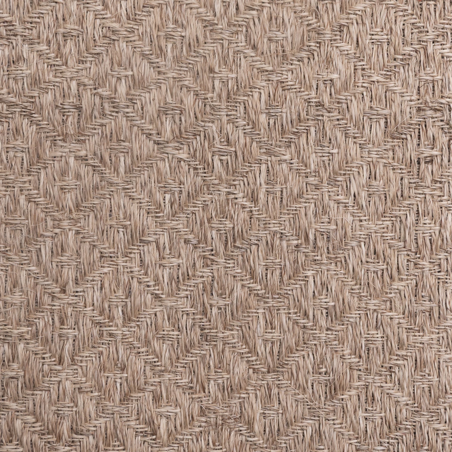 RHOMBUS WEAVE RUG IN NATURAL FIQUE FIBER